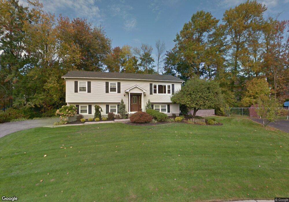 9 Stacie Ln, Spring Valley, NY 10977 - photo 1