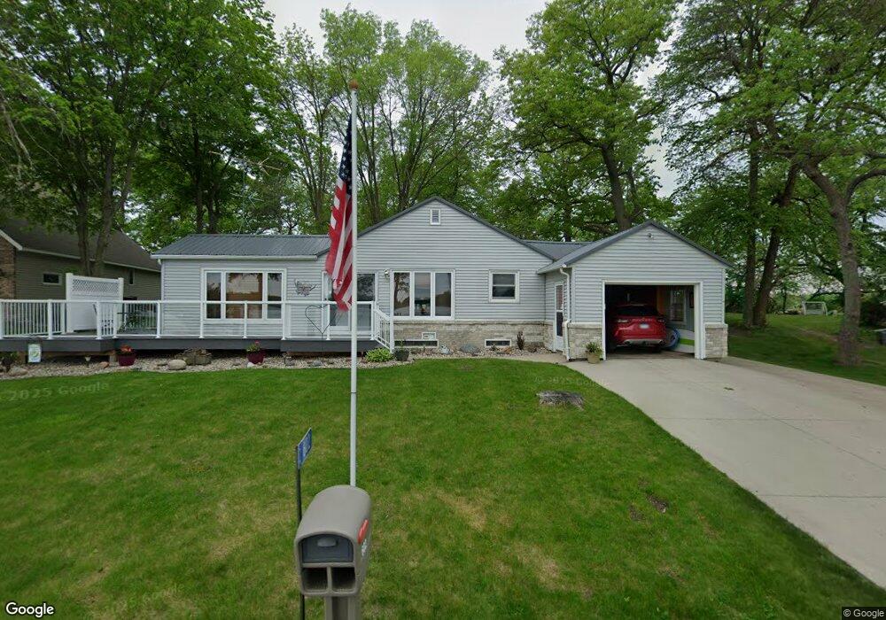 602 W Lake Cowdry Rd NW unit NW, Alexandria, MN 56308 - photo 1