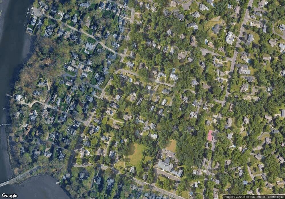 10 Horseshoe Ln, Westport, CT 06880 - photo 1