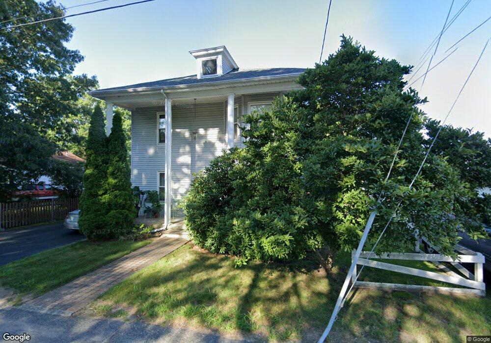 21 Oxford Ave, Woonsocket, RI 02895 - photo 1