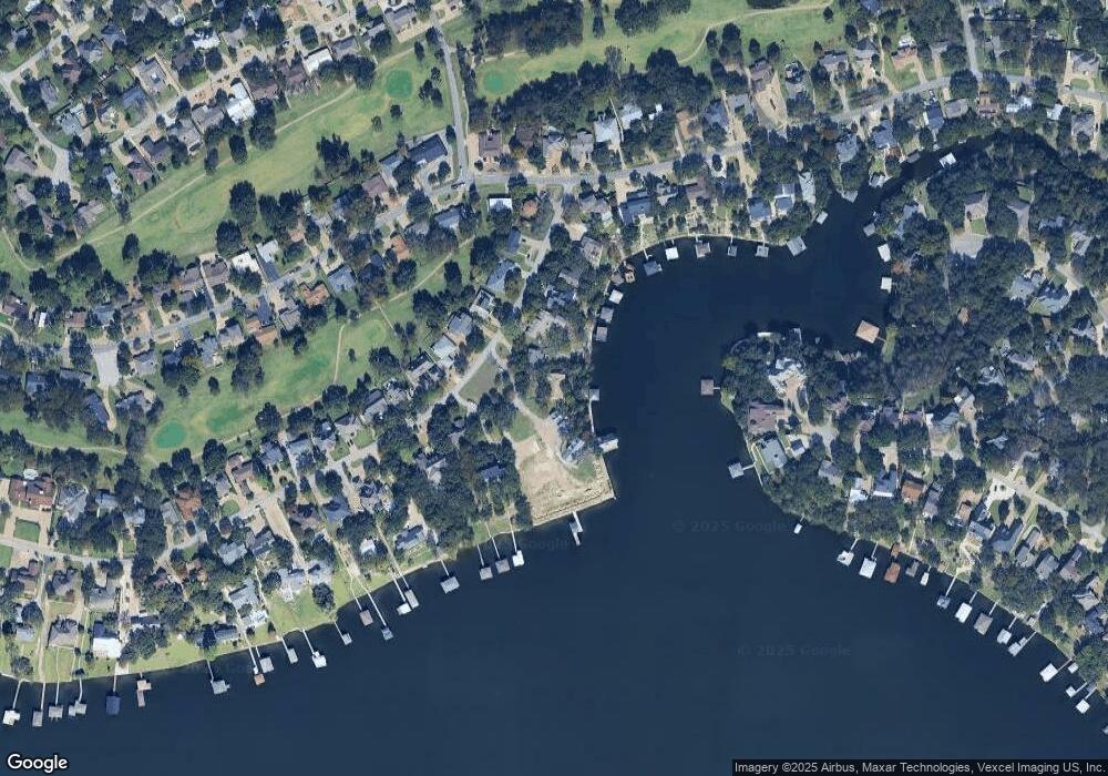 3913 Crescent Dr, Granbury, TX 76049 - photo 1