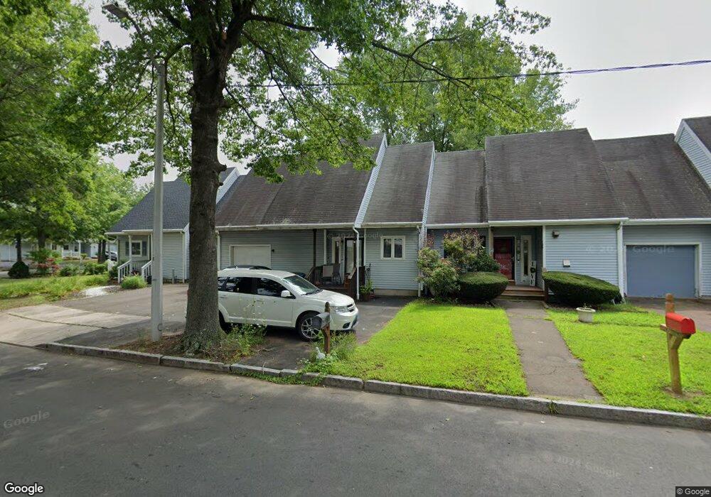 171 Gando Dr, New Haven, CT 06513 - photo 1