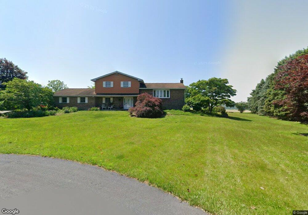 5942 Ash Ct, Slatington, PA 18080 - photo 1