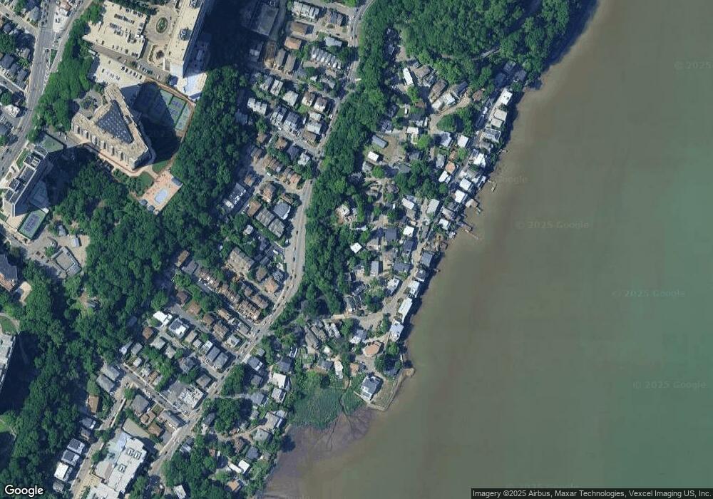 14 Colony Rd, Edgewater, NJ 07020 - photo 1