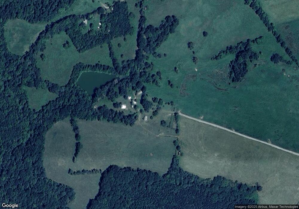 828 Strawberry Rd, Chatham, VA 24531 - photo 1