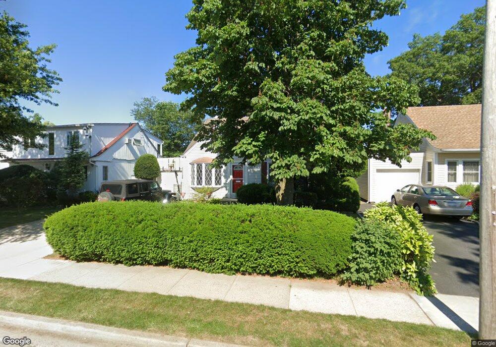 69 Edgeworth St, Valley Stream, NY 11581 - photo 1