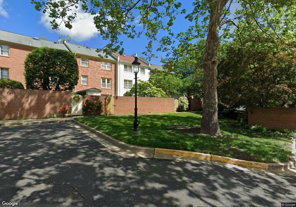 8413 Willow Forge Rd, Springfield, VA 22152 - photo 1