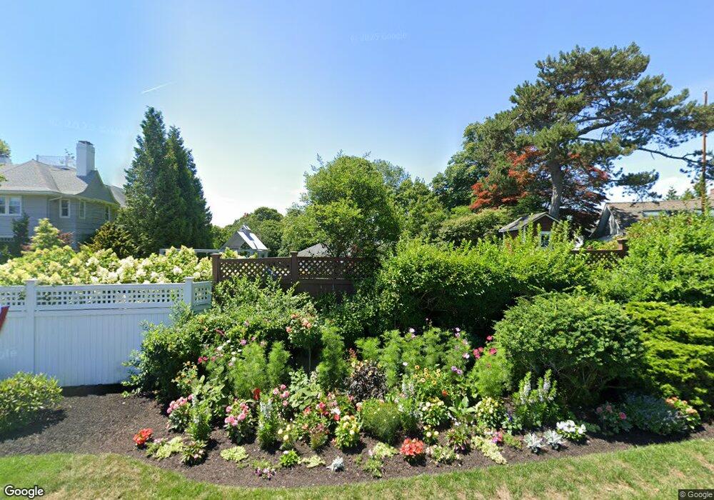 340 Ocean Ave, Marblehead, MA 01945 - photo 1