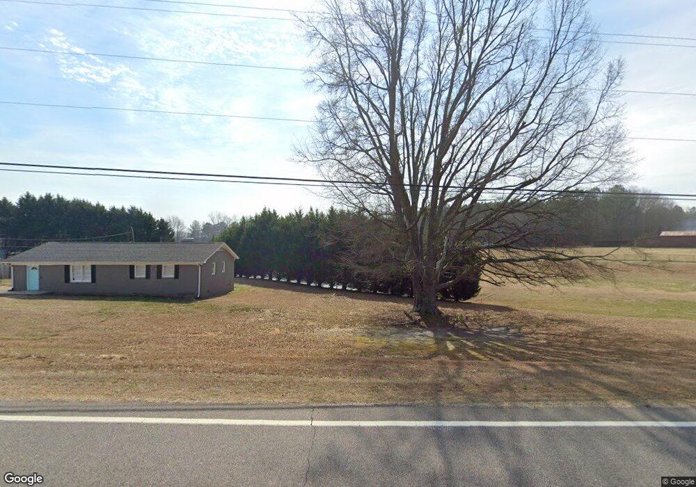 222 Mountain View Rd, Boiling Springs, SC 29316 - photo 1