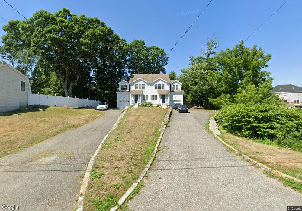 28 Vine St unit 2, Milford, MA 01757 - photo 1