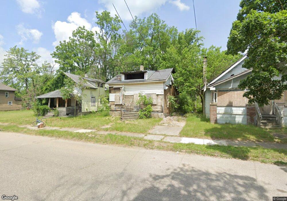 1629 Delaware Ave, Flint, MI 48506 - photo 1