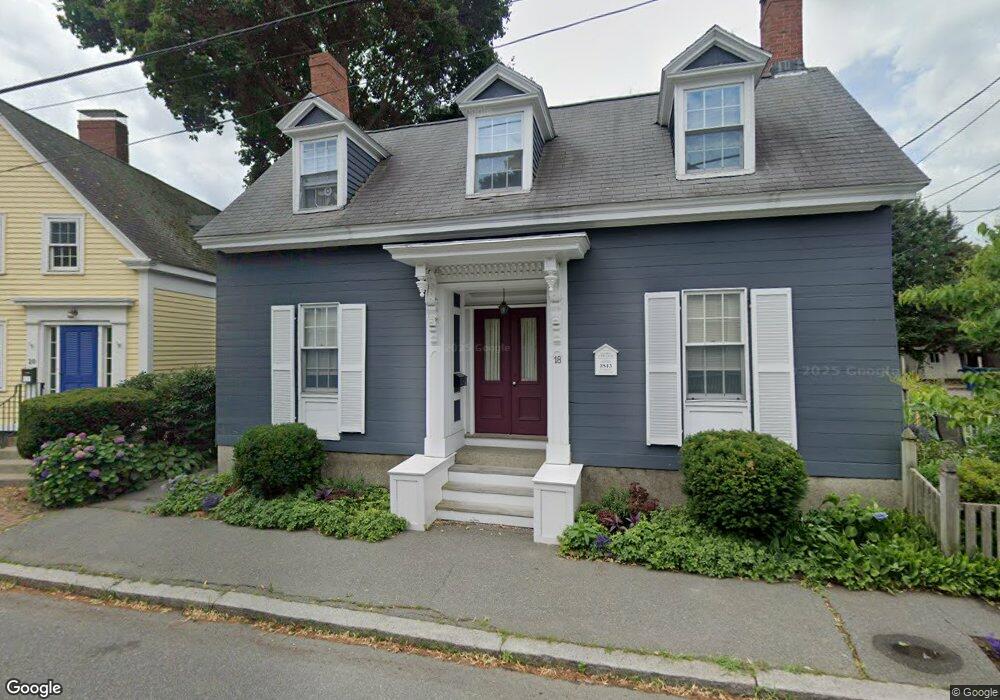 18 Pleasant St, Salem, MA 01970 - photo 1