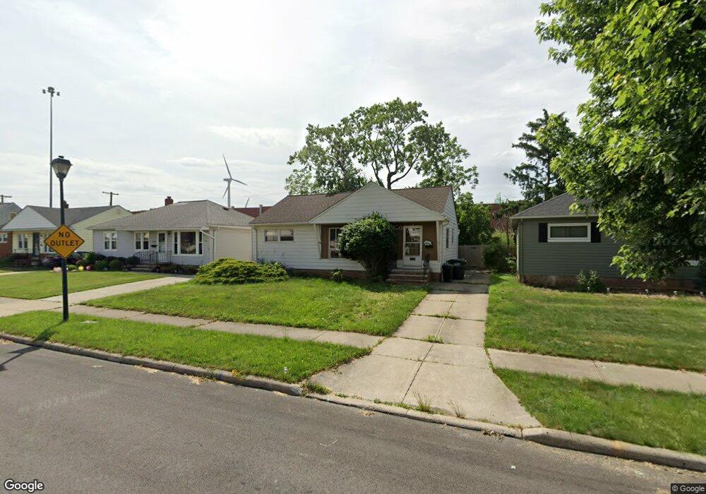 26128 Benton Ave, Euclid, OH 44132 - photo 1