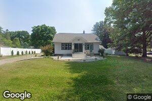 1538 Midland Dr, Hickory Corners, MI 49060