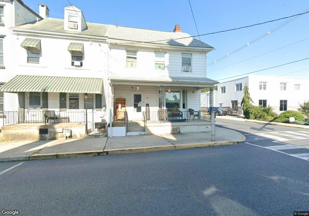 85 S 3rd St, Hamburg, PA 19526 - photo 1