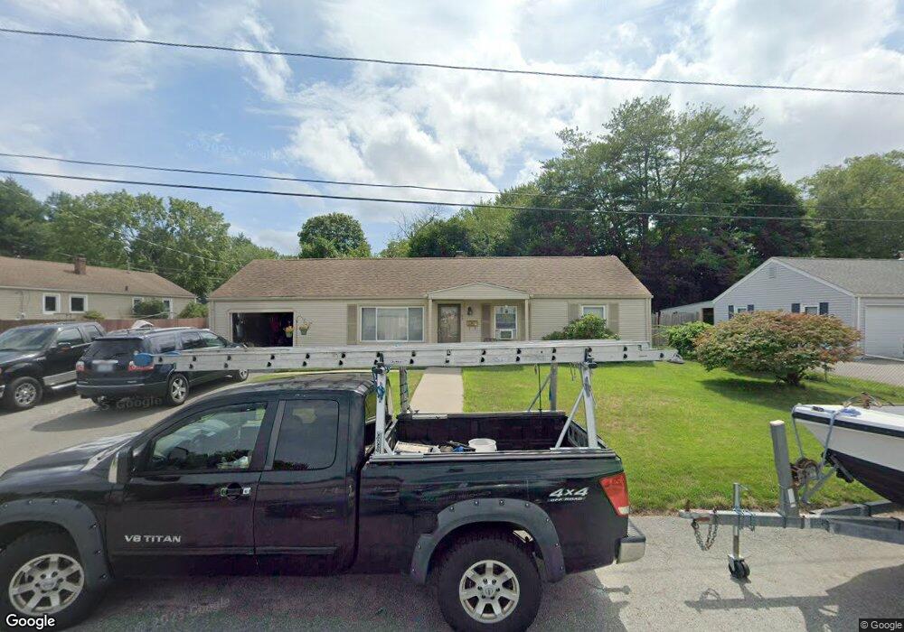 82 Elmbrook Dr, Warwick, RI 02889 - photo 1