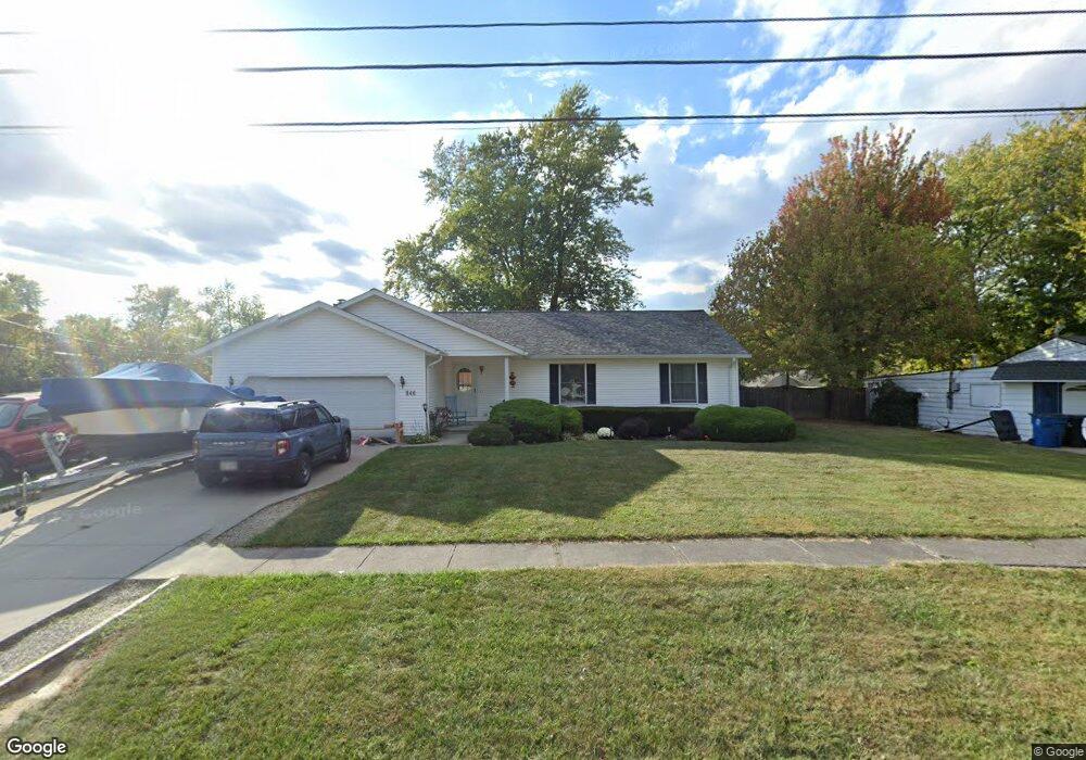 846 Community Rd, Sheffield Lake, OH 44054 - photo 1