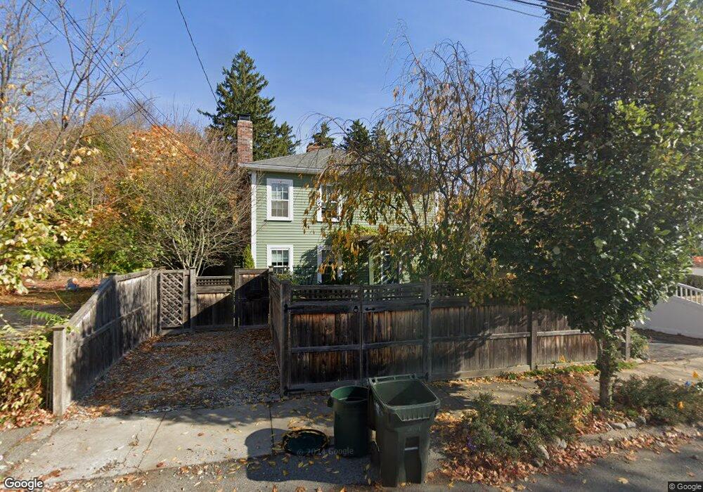 6 Maple St unit 1, Newburyport, MA 01950 - photo 1