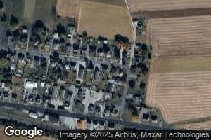 14 N Kinzer Rd, Paradise, PA 17562