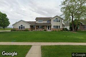 1559 Dakota Dr, Waterloo, IA 50701