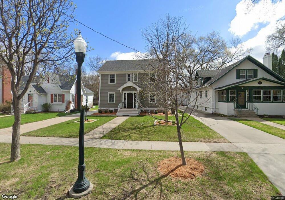 1342 8th St S, Fargo, ND 58103 - photo 1