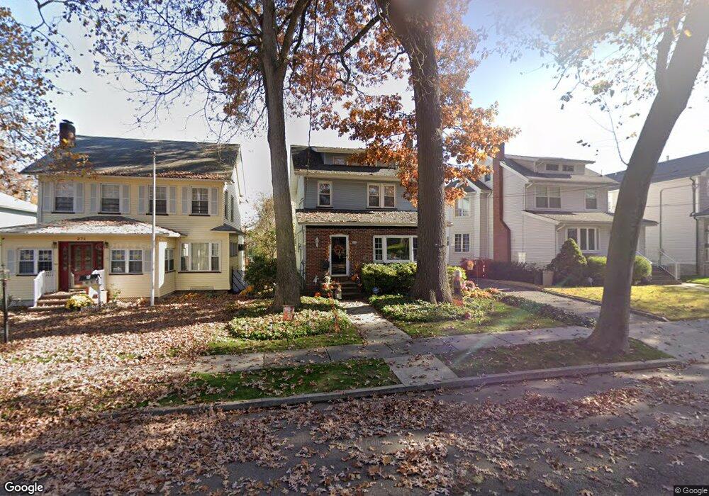 271 Sylvan St, Rutherford, NJ 07070 - photo 1