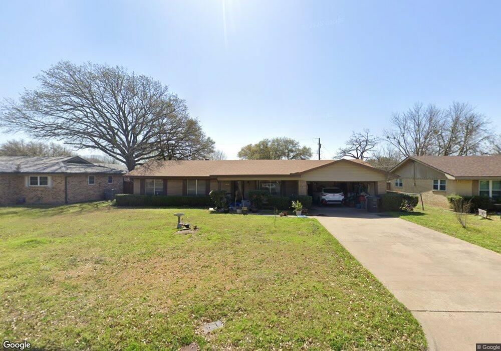 1203 Sheridan Ln, Cleburne, TX 76033 - photo 1