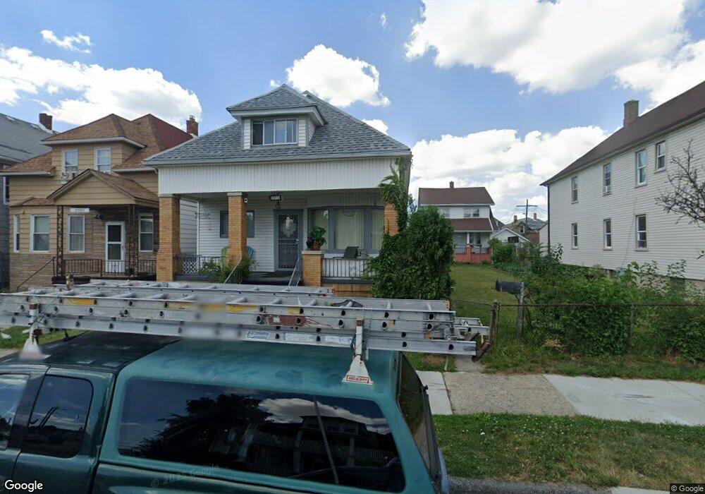 2615 Holmes St, HamtraMcK, MI 48212 - photo 1