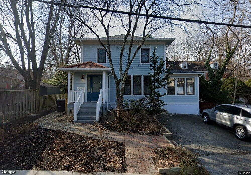 211 Lincoln Ave, Takoma Park, MD 20912 - photo 1