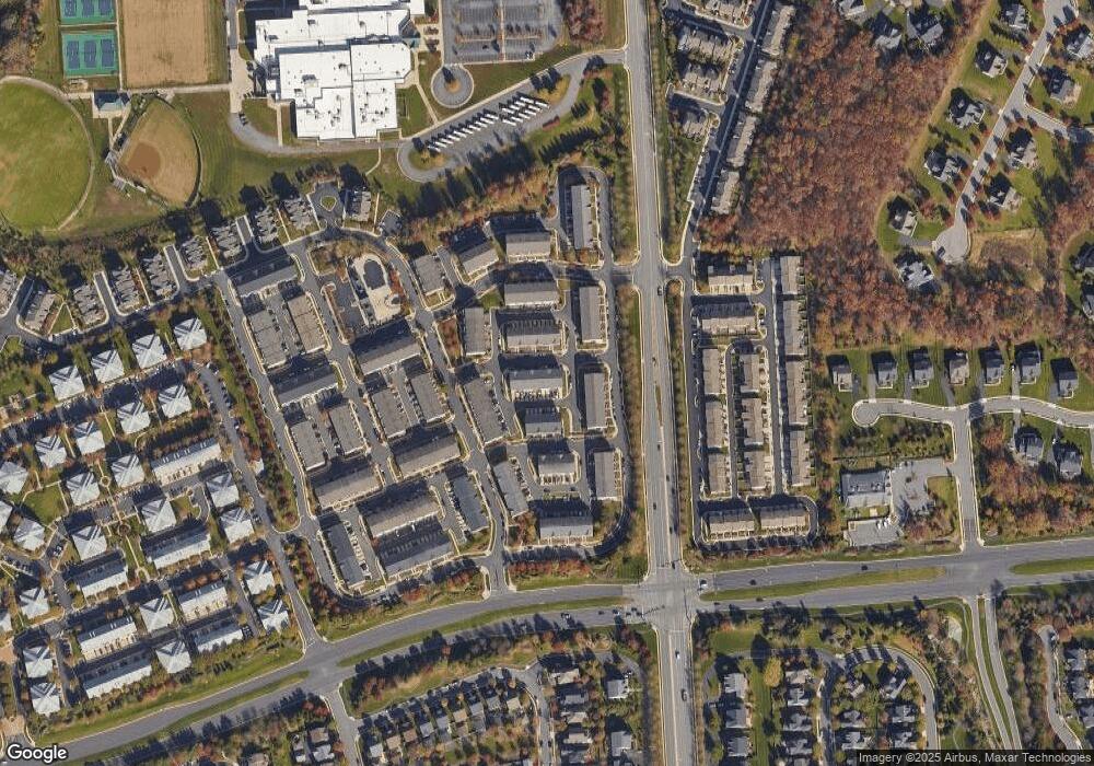 42601 Cardinal Trace Terrace unit 1051, Ashburn, VA 20148 - photo 1