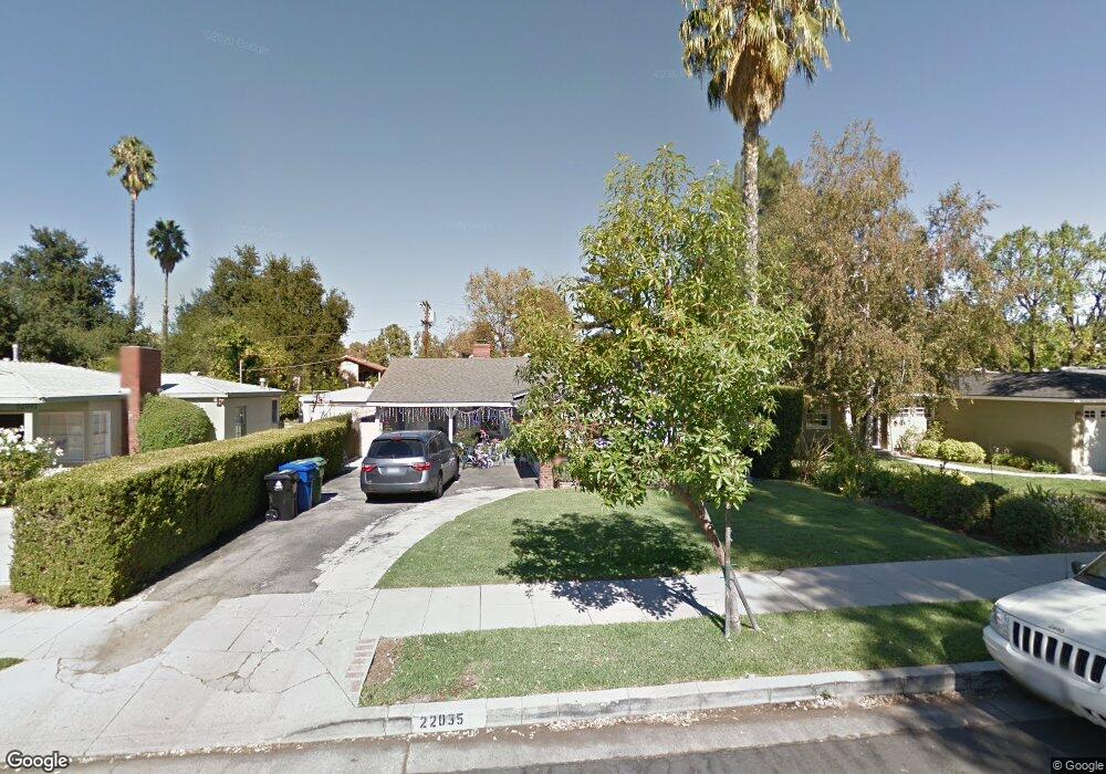 22035 Viscanio Rd, Woodland Hills, CA 91364 - photo 1