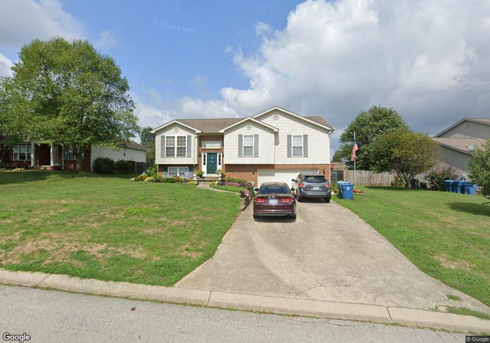 1983 Clearwater Dr, Lawrenceburg, KY 40342 - photo 1