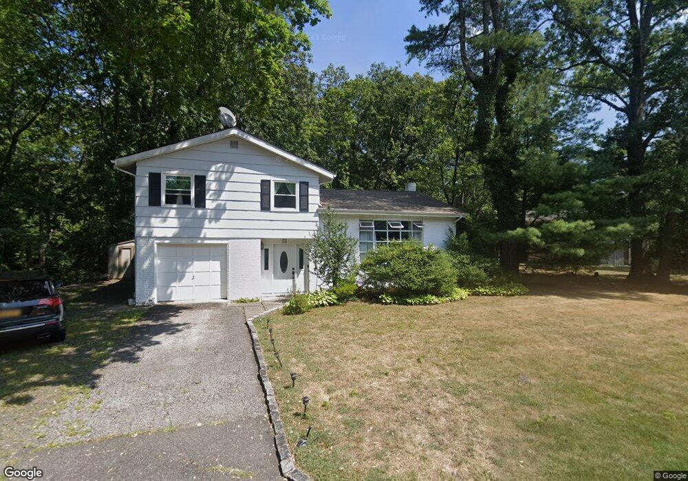 38 Red Spring Ln, Glen Cove, NY 11542 - photo 1