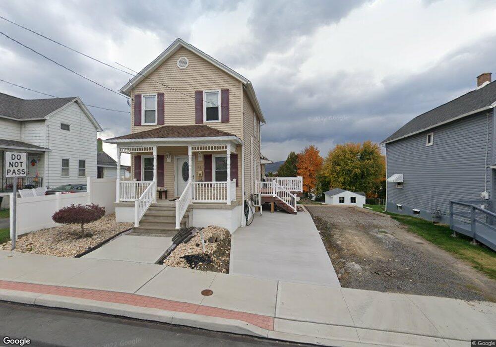 613 Dunmore St, Throop, PA 18512 - photo 1