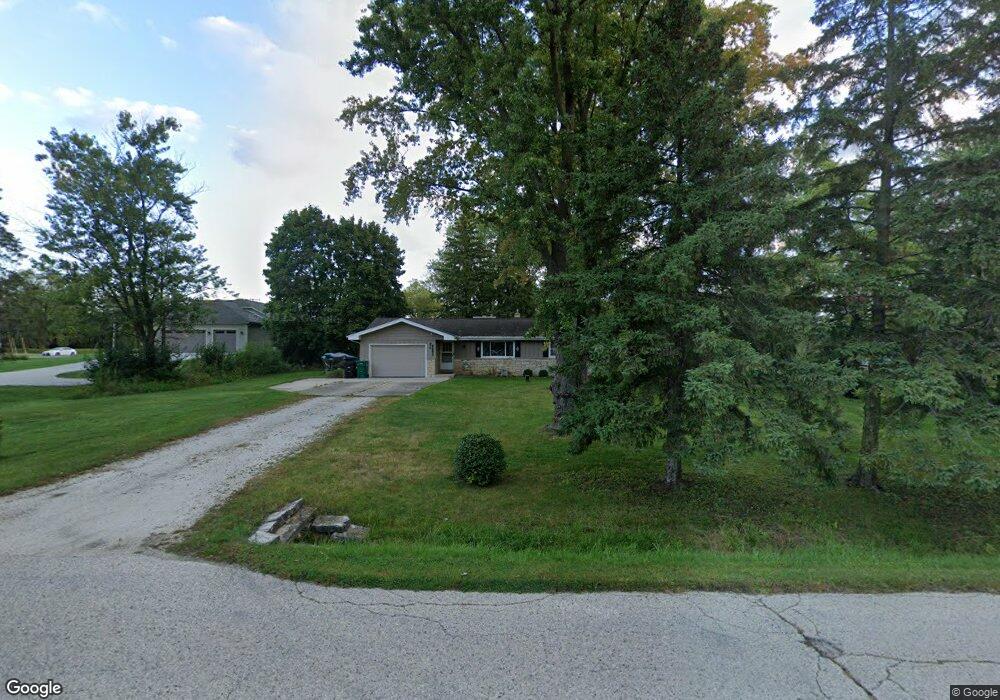 N75W15540 Colony Rd, Menomonee Falls, WI 53051 - photo 1