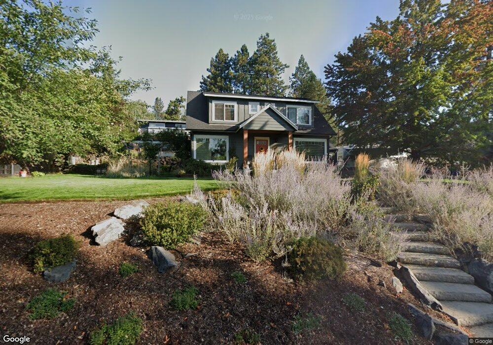 708 NW Roanoke Ave, Bend, OR 97701 - photo 1