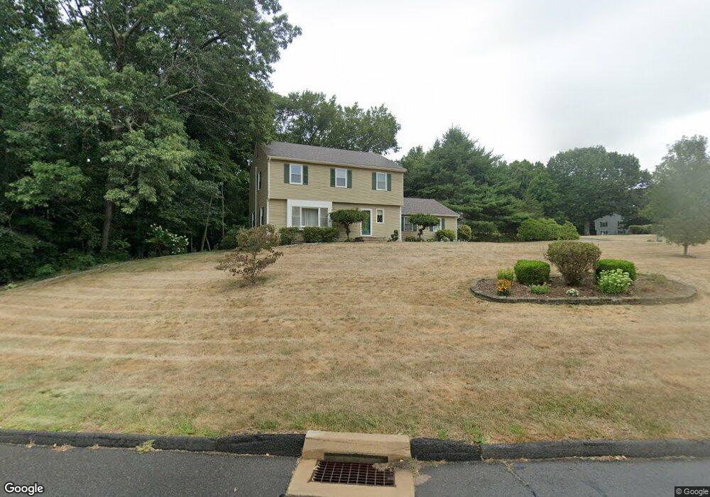 22 Spice Bush Ln, Bloomfield, CT 06002 - photo 1