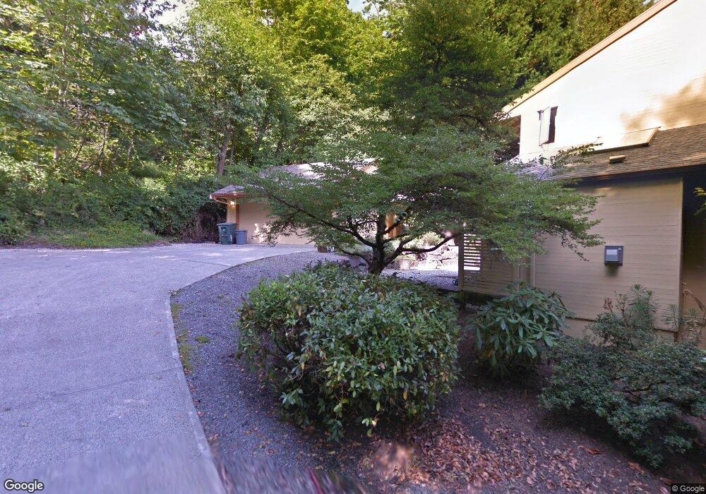 7415 E Mercer Way, Mercer Island, WA 98040 - photo 1