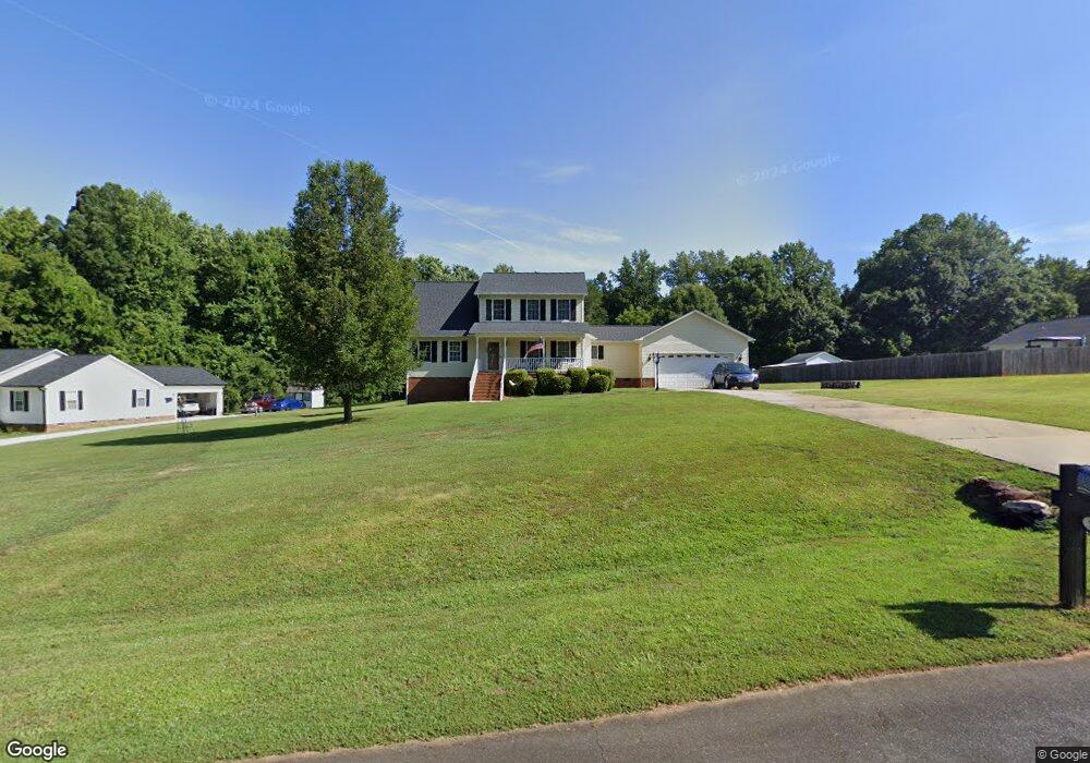 5041 Reed Creek Ct, Ramseur, NC 27316 - photo 1