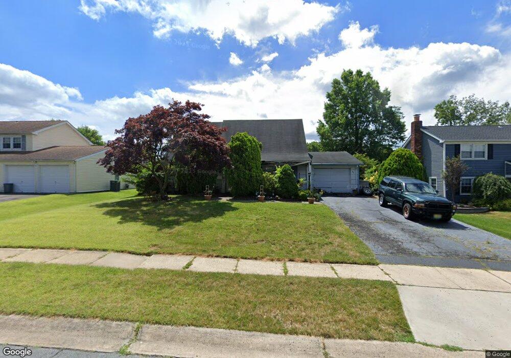 28 Fayette Ln, Matawan, NJ 07747 - photo 1