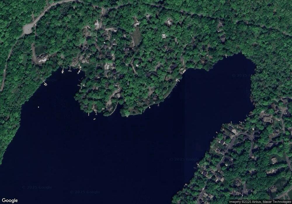 8 Pine Hollow Ct, Putnam Valley, NY 10579 - photo 1