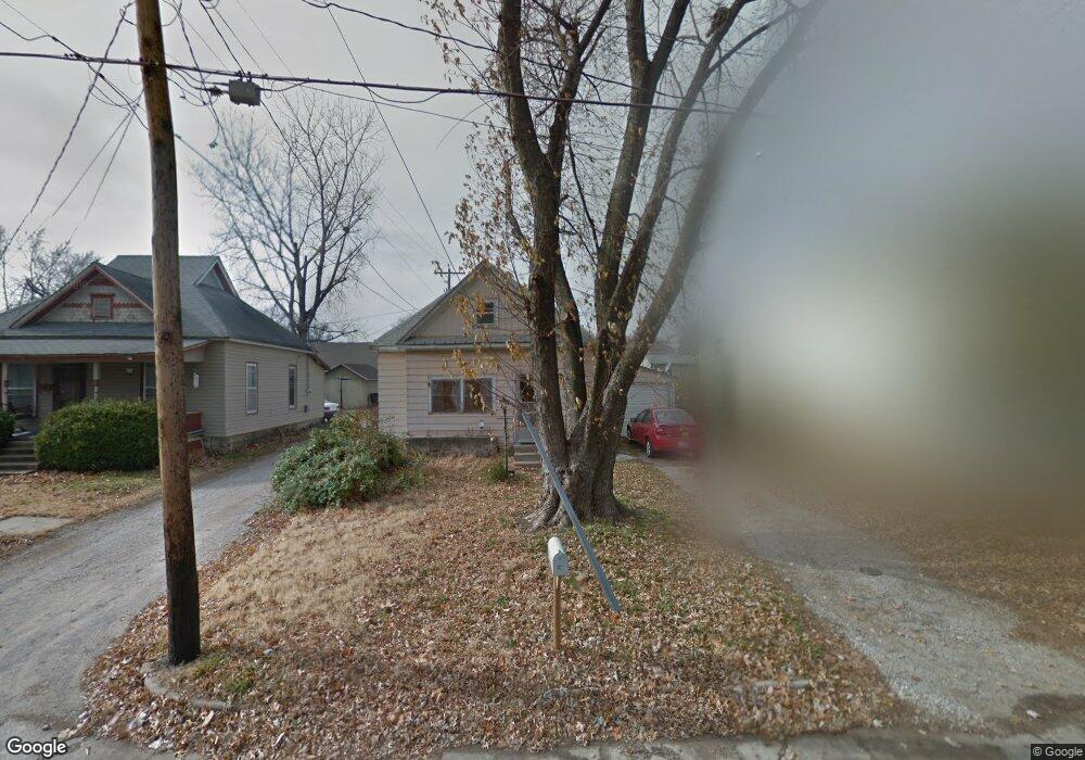 711 S 15th St, Parsons, KS 67357 - photo 1