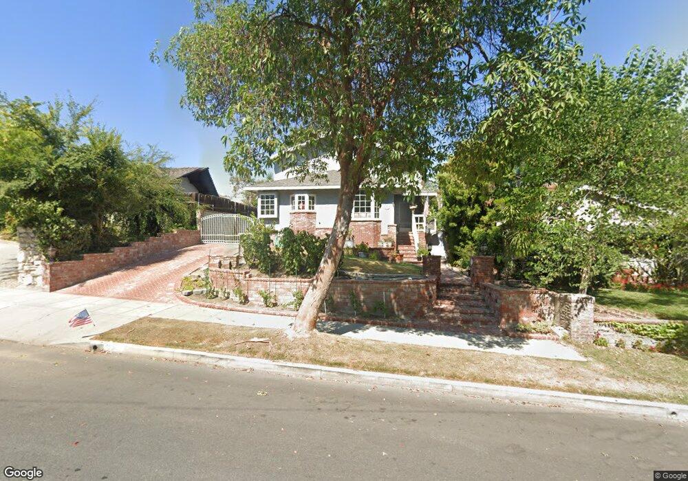 634 S Parish Place, Burbank, CA 91506 - photo 1