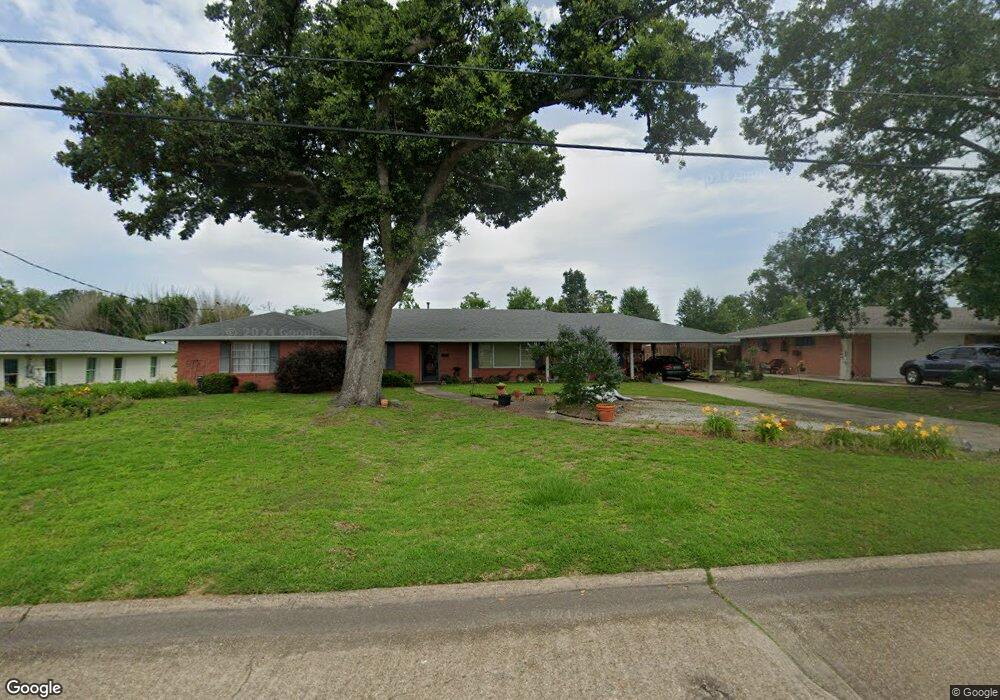 932 Idlewilde Ln, Lake Charles, LA 70605 - photo 1