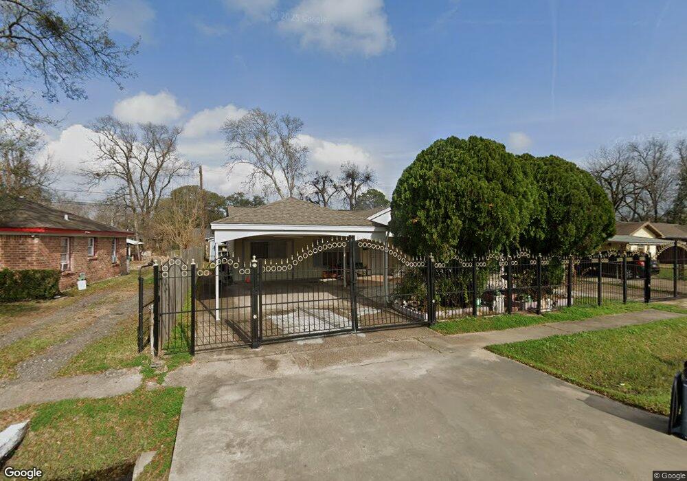 3301 Cedar Hill Ln, Houston, TX 77093 - photo 1