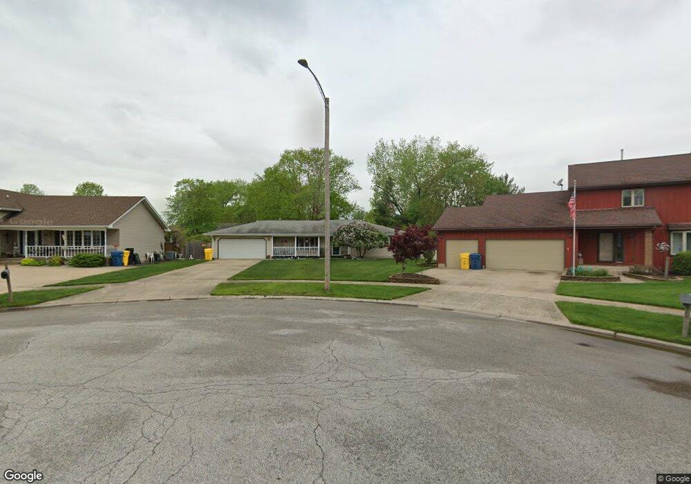 712 N Robin Ct, Griffith, IN 46319 - photo 1