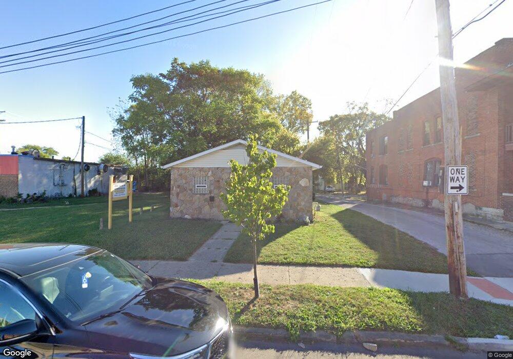 480 Lilley Ave, Columbus, OH 43205 - photo 1