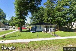 208 E Main St, Steele, MO 63877