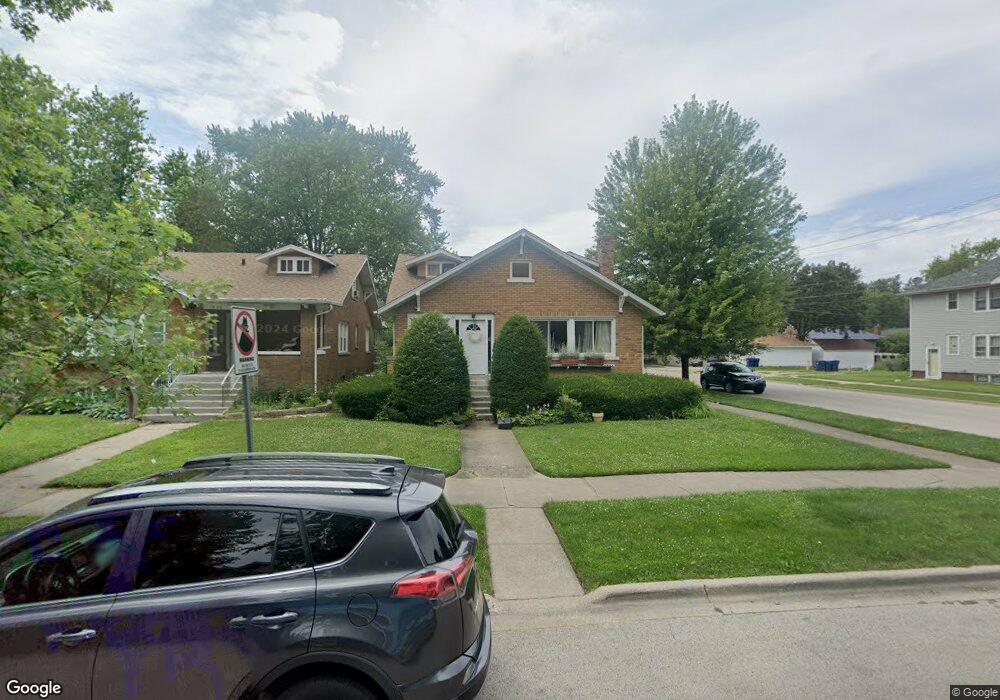 1034 N Ash St, Waukegan, IL 60085 - photo 1