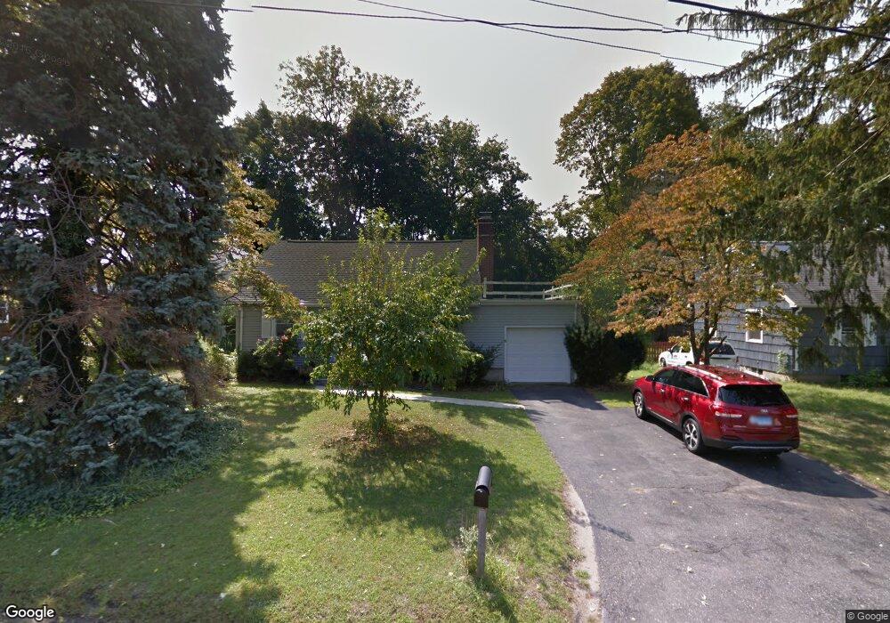 62 Grandview Ave, Norwalk, CT 06850 - photo 1